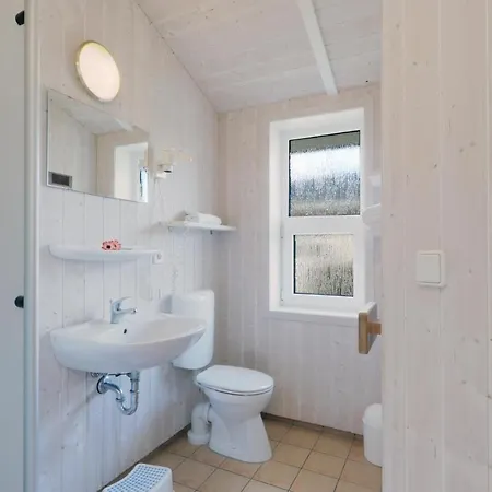 Freibeuterweg 12 - Dorf 6 *