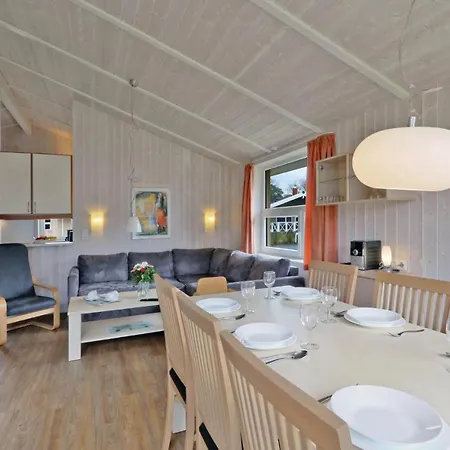 Freibeuterweg 12 - Dorf 6 * Priwall