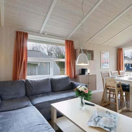 Freibeuterweg 12 - Dorf 6 Ferienhaus Priwall